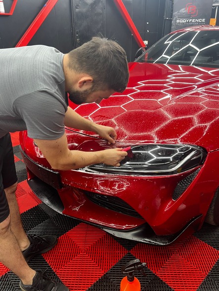 infoliere faruri auto protectie zgârieturi